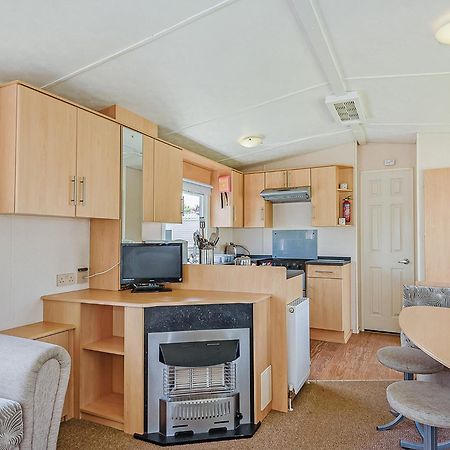 Riverside Caravan Holiday Park Bognor Regis Exterior photo