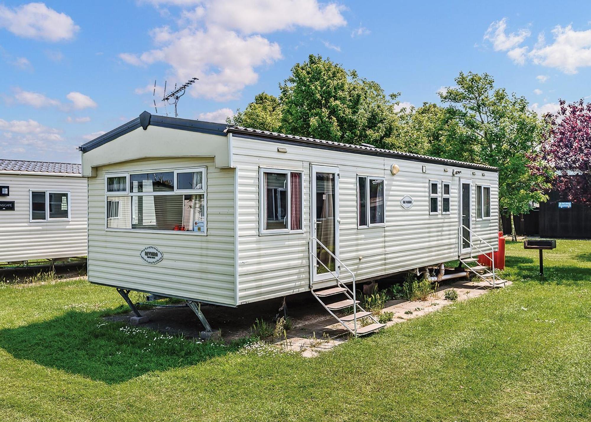 Riverside Caravan Holiday Park Bognor Regis Exterior photo